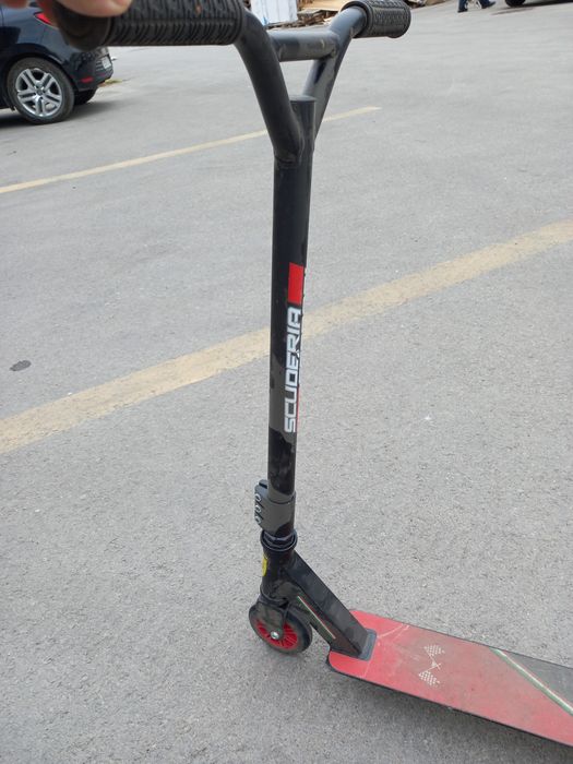 BMW  М3 колички, Шел колекция и тротинетки ферари (Ferrari)