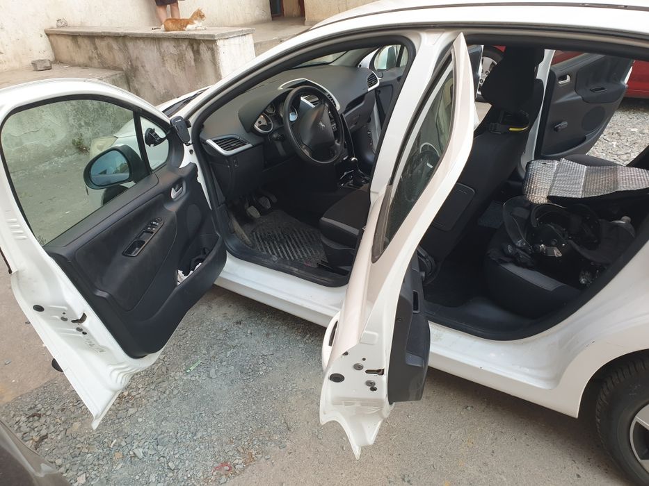 PEUGEOT 207 2008 — imagine 3