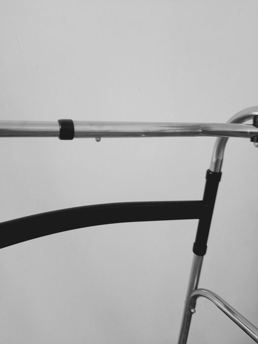 Продам ходунки для взрослых