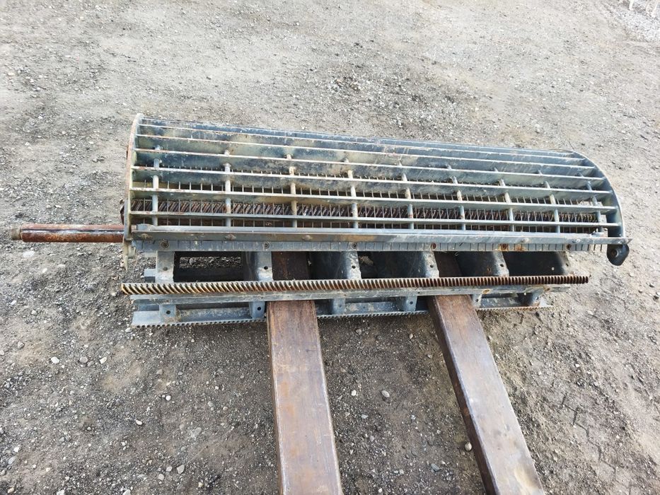 Vand toba bătătoare cu grătar combină Laverda M306