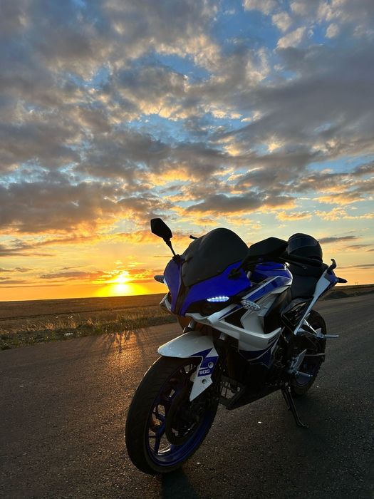 Продам Racer Storm 300