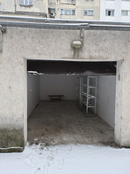 Garaj spre închiriere