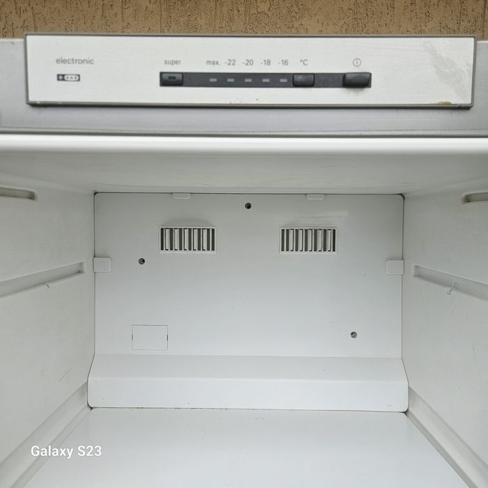Холодильник Siemens