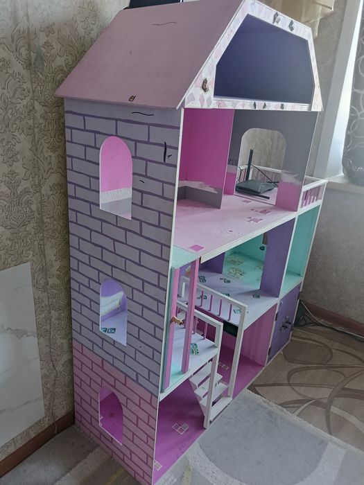 Детский домик в хорошем состоянии