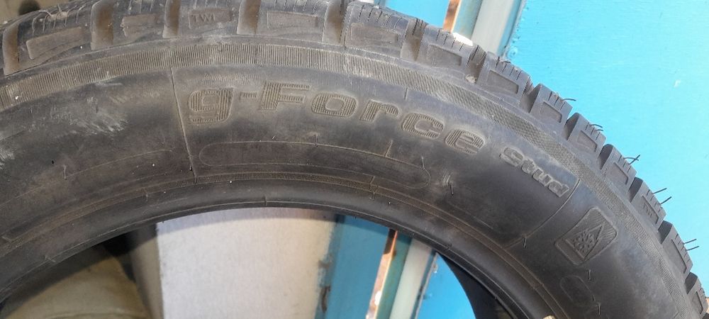 Покрышки зимние шипованные