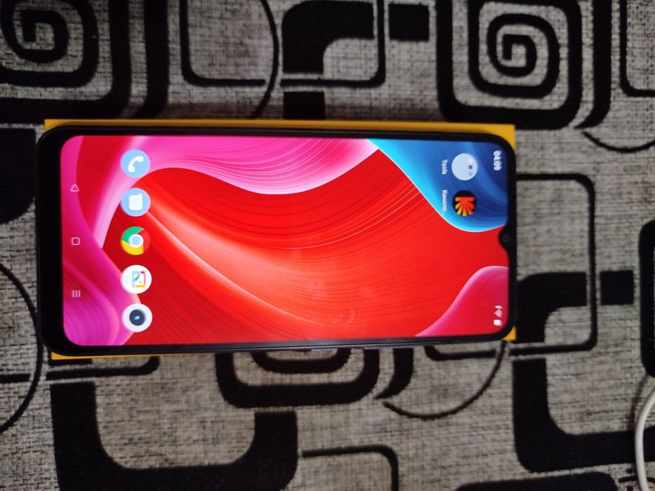 Продается телефон