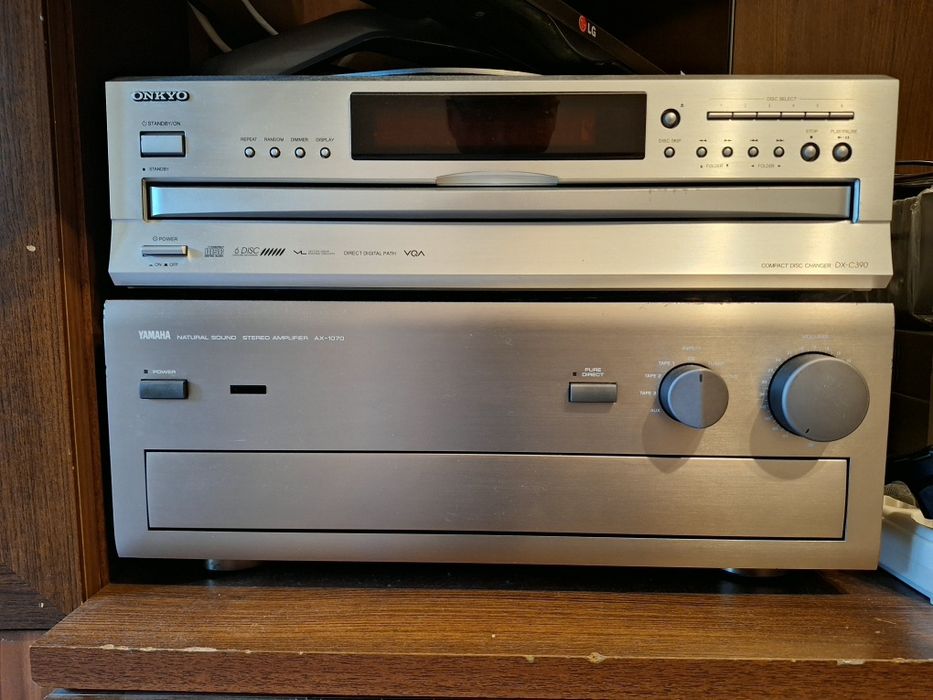 Amplificator Yamaha ax1070 si Onkyo Integra A8450 k noi
