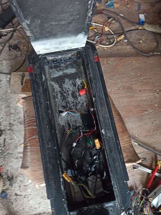 Продам электросамокат