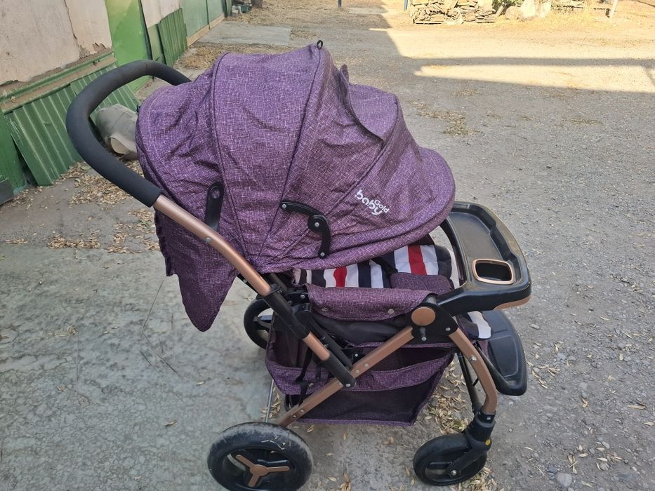 Детская коляска большая