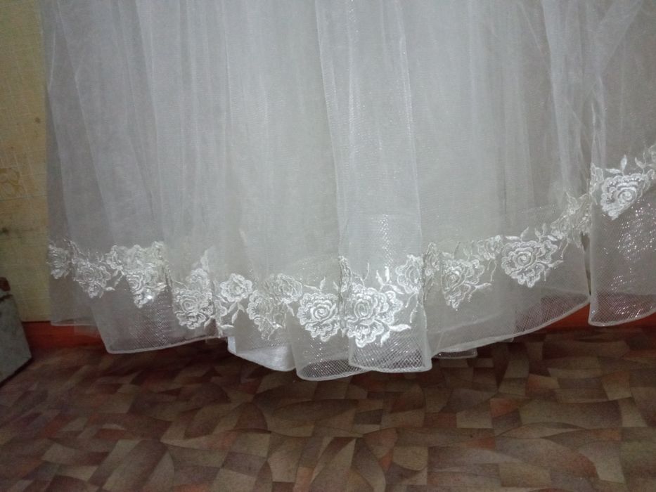 Продам свадебное платье