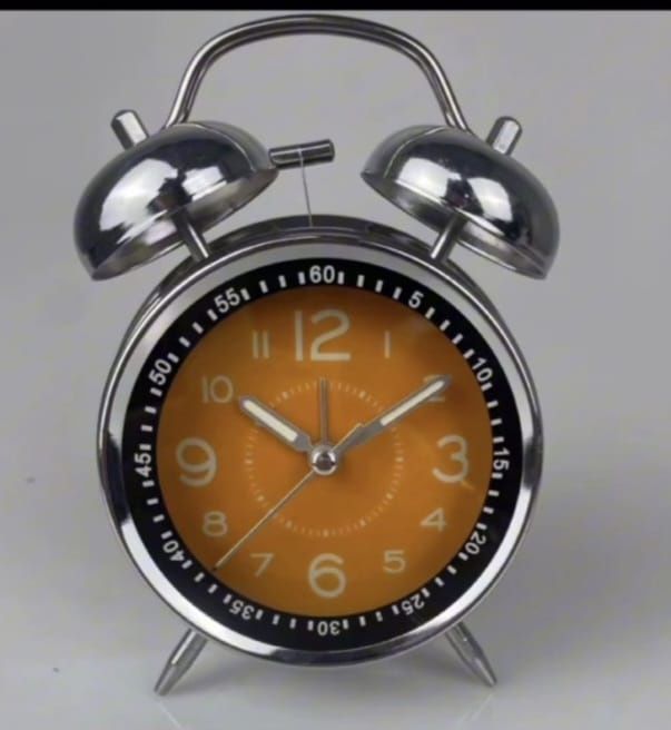 Будильник. Часы с будильником. Часы. Будильники