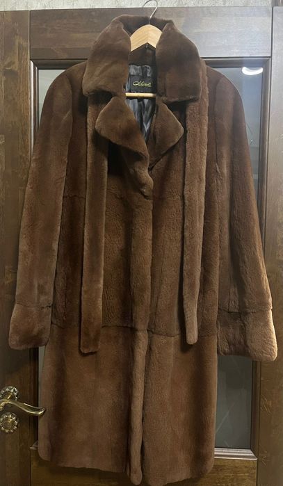 Норковая шуба Б/У в хорошем состоянии