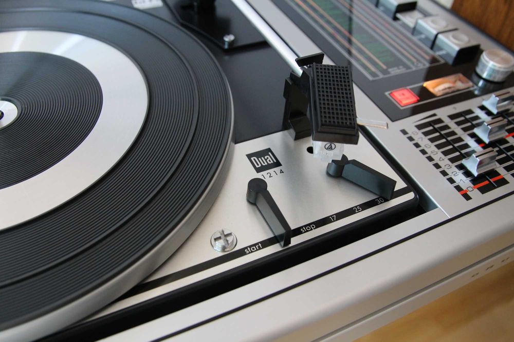 Grundig Studio 1600 pick-up Dual 1214 cu doza noua AT3600L complet revizuit si boxe Grundig compact box 250A