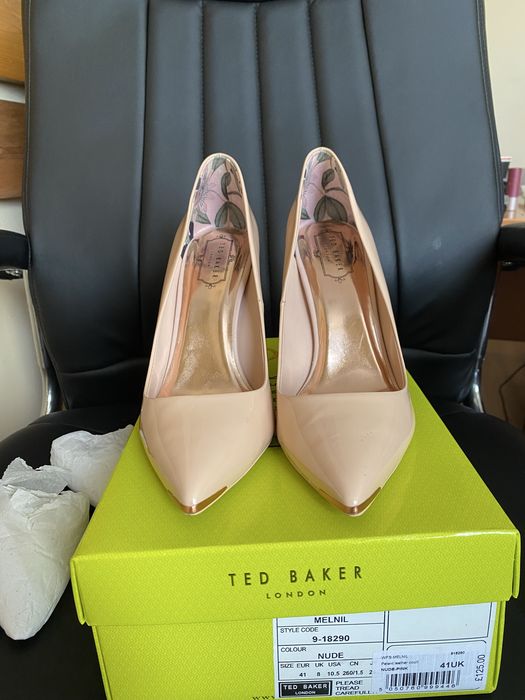 Ted Baker Melnil-обувки висок ток 41