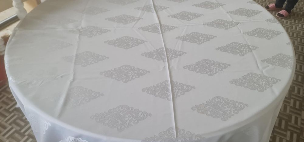 Ofer la vânzare 12 mese MDF