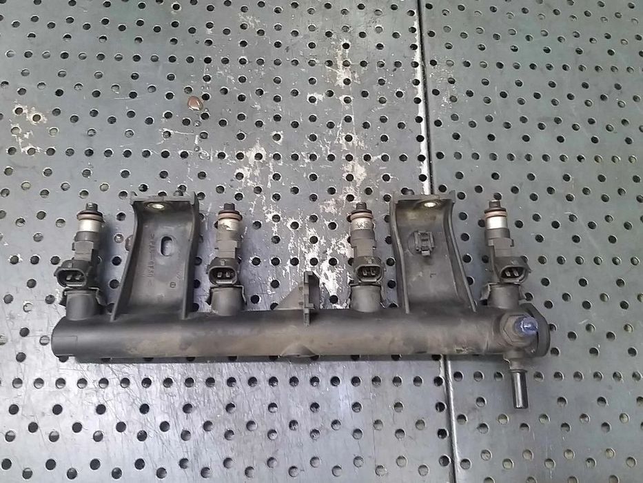 Rampa cu injectoare 1.6 b peugeot 206 9650764780 0280158057