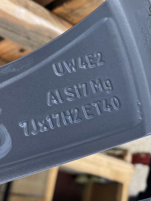 17 цола 5 х 114.3 мм Рено Нисан Кашкай Nissan Qashqai , Renault Kadjar