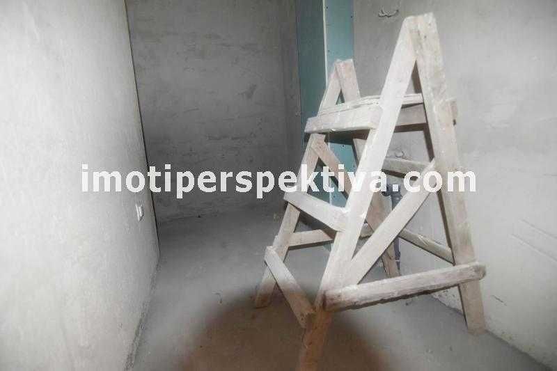 Продава се Едностаен апартамент в Пловдив, Кючук Париж - 60 кв.м за 1236 €/кв.м - Снимка #4