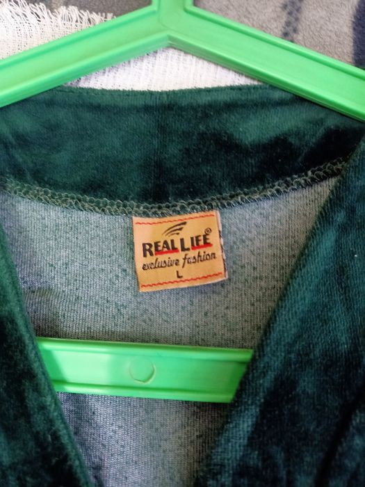 Велюровый,отличный халат