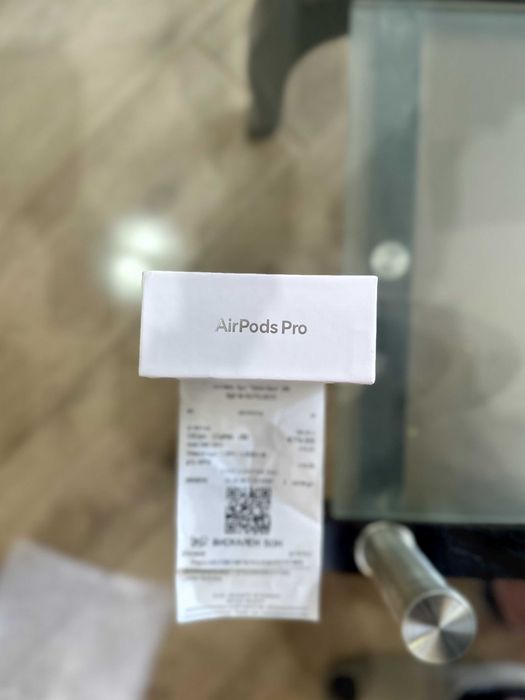 AirPods Pro 3 с фолио, MagSafe кейс с говорител