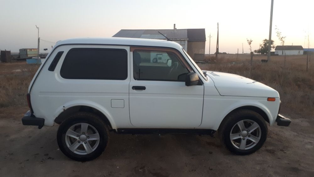 Продам нива 2121