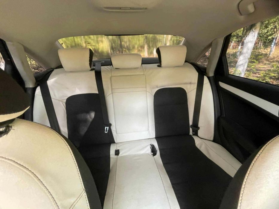 Vând Audi A4 b8 18 tfsi