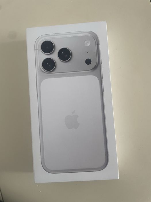 Новый iPhone 17 Pro 256 запечатанный