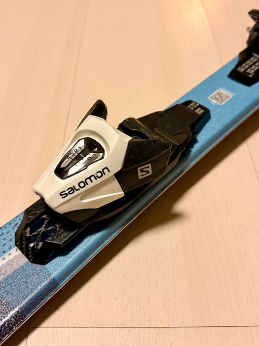 Set complet schiuri  Salomon + clăpari Fischer pentru copii