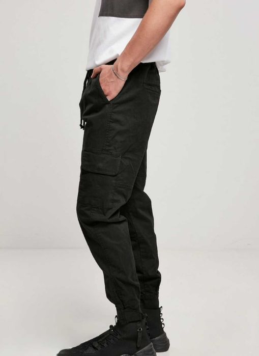 Pantaloni cargo cu buzunare