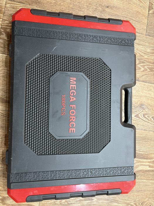 MEGA FORCE MG-180 Набор инструментов и оснастки автомобильный 180 в 1