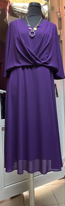 Rochie matase noua  Polonia 48-50