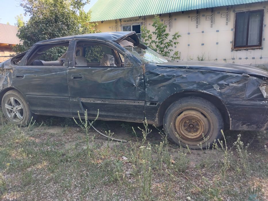 Продам на разбор Авалон