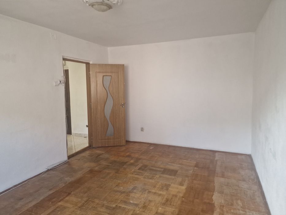 Ap 2 cam , Mărăței, 52mp,etaj3,decomandat , centrala,termopane,balcon