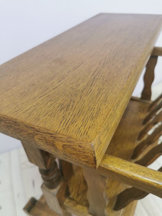 Дървена мебел, за книги с плот