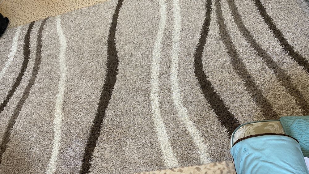 Продам ковер травка 100000 тг