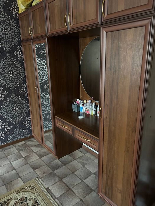 Продам Шкаф Самовывоз