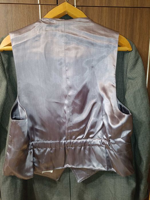 Мужской костюм тройка. Польша. Размер 52