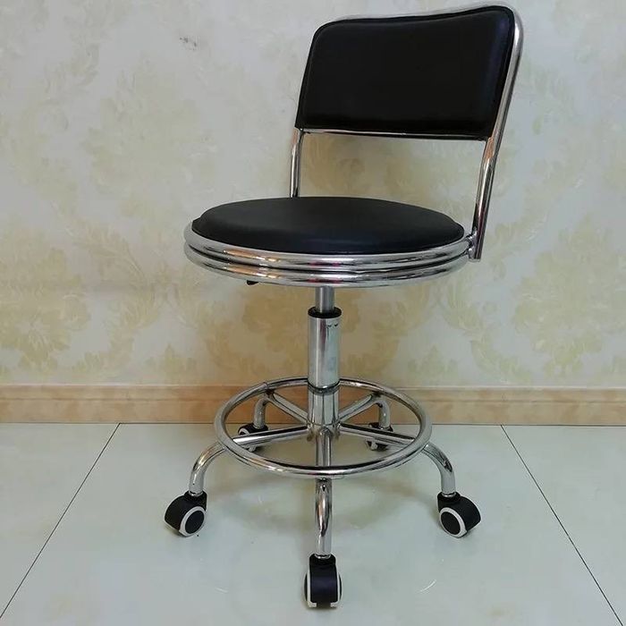 Стул для салонов красоты и мед учреждений