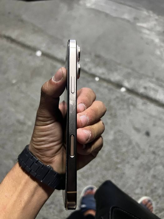 iPhone 16 pro max