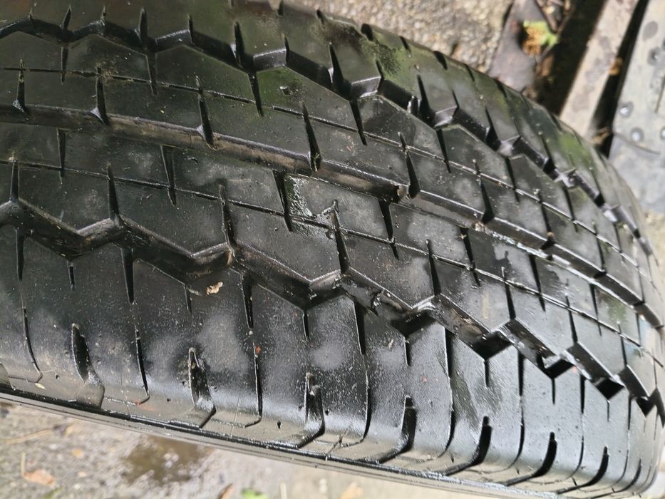 Dunlop 195 65 16C ca nou