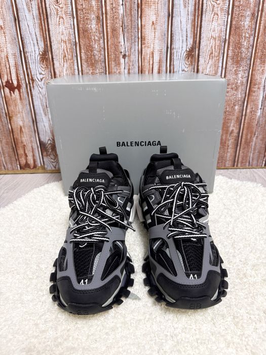 Balenciaga Track Grey Black Galati • OLX.ro