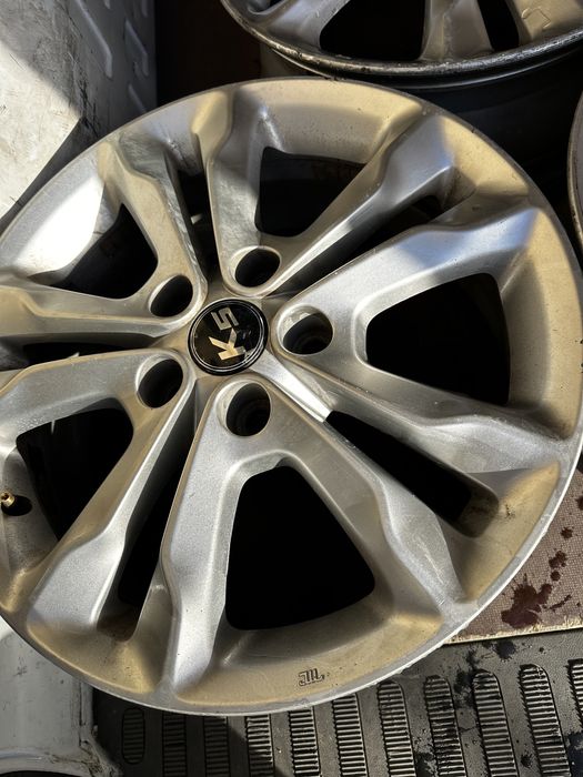 JiL - джанти 17-ки за КИА свалени от К5