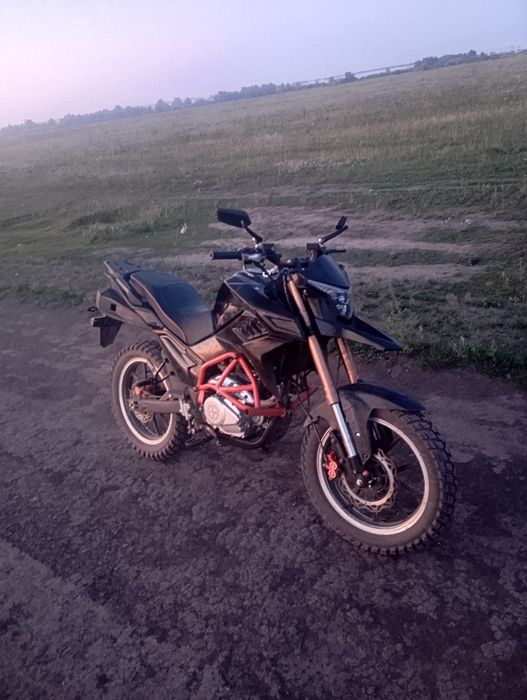 Продам эндуро на полном ходу