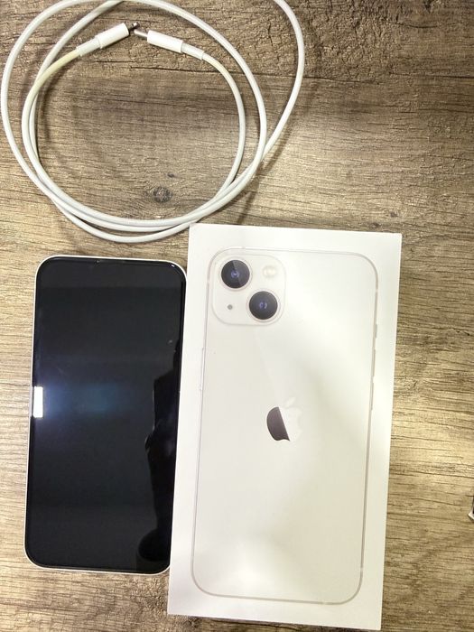 Iphone 13 128GB бял