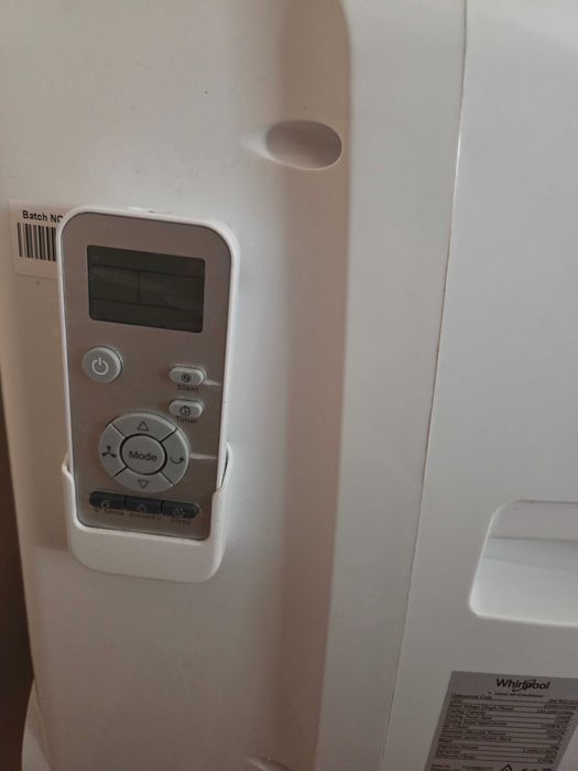 Мобилен климатик 12ка.Whirlpool PACW212CO – 12000 BTU...като нов