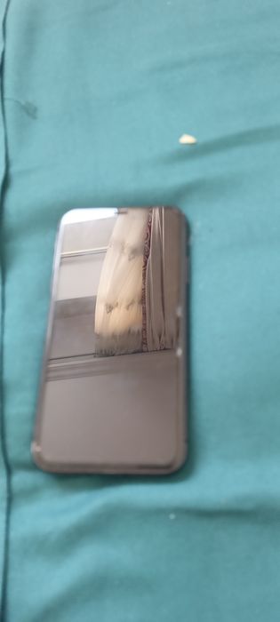 Продам рабочий Айфон 11