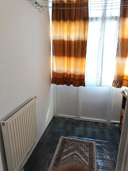 Închiriez apartament 60 mp Focșani.