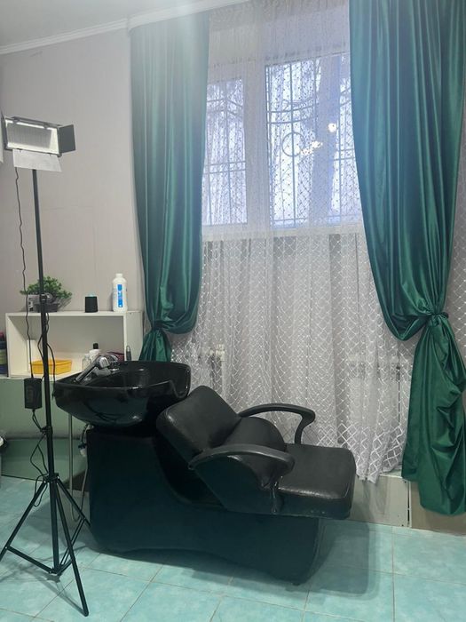 Продам универсальная коммерческая недвижимость