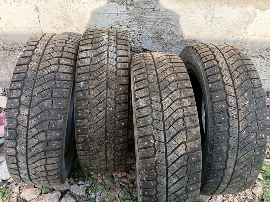 Продам шины зимние