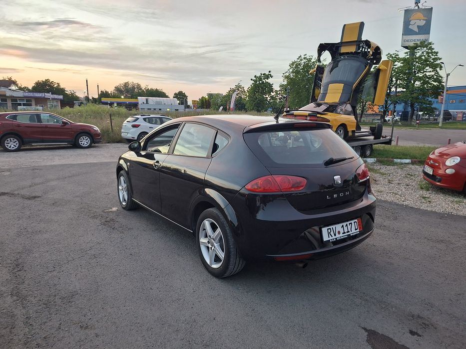 Seat Leon  2012   Benzina 105 C.P  Adusa Recent Germania
